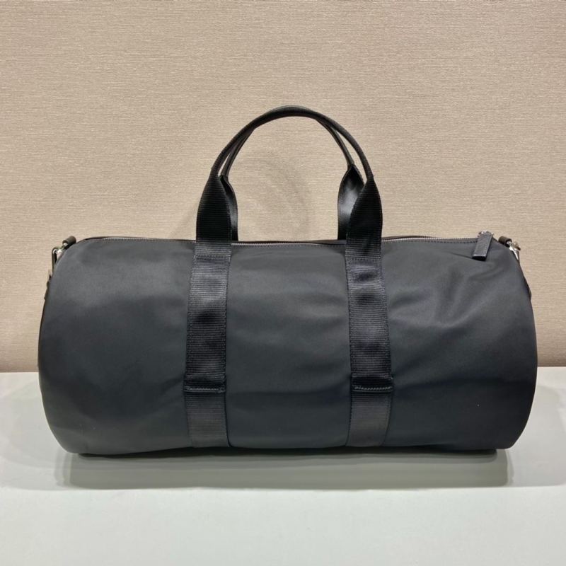 Pra*a travel bags